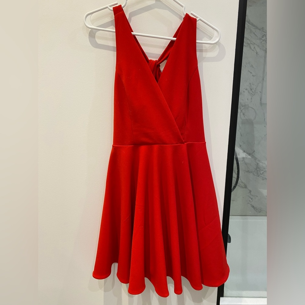 Lulus red dress (worn once)